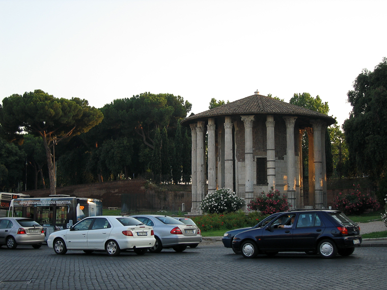 Храм в Риме в честь бога вина и виноделия, построенный состоятельным римлянином в первом веке нашей эры