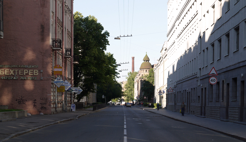 Улица Санкт-Петербурга