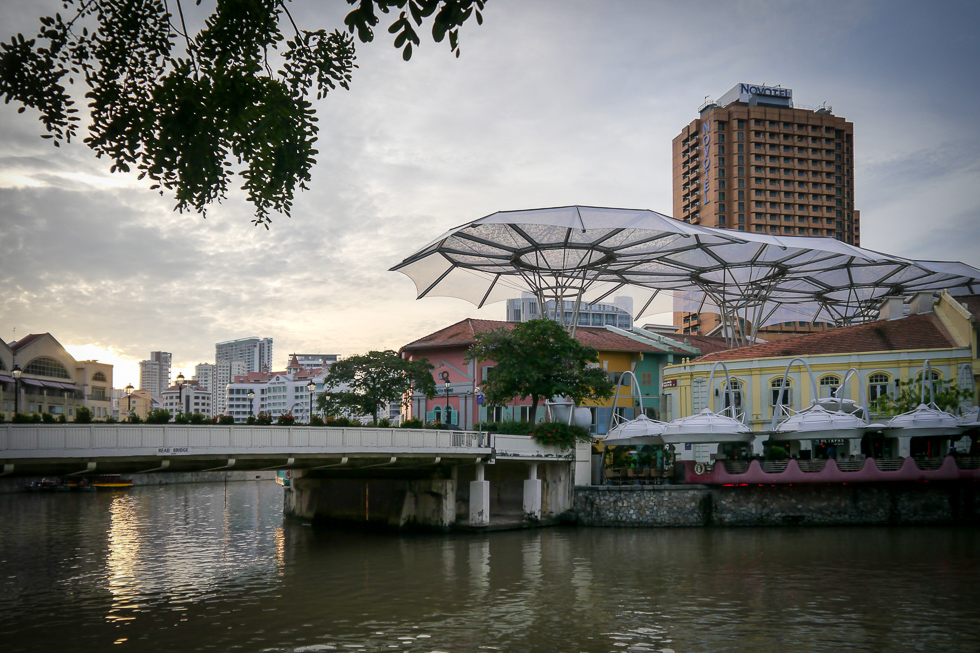 Зинтики над Сингапуром