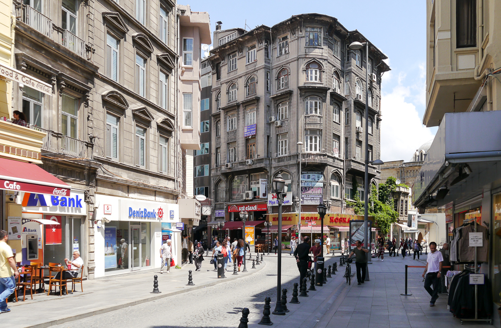 Модерн в архитектуре Стамбула